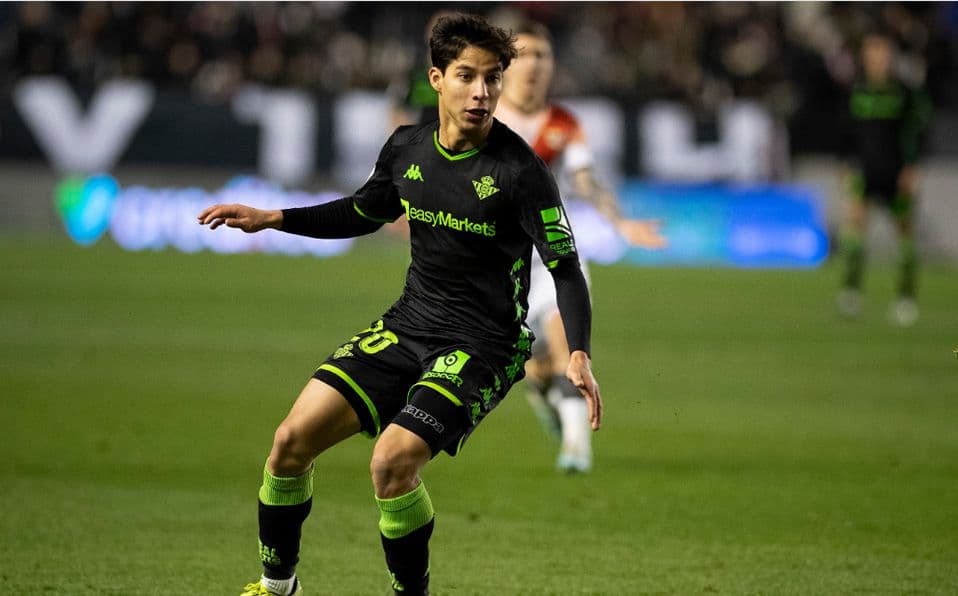 Diego Lainez no va convocado con el Betis ante Getafe