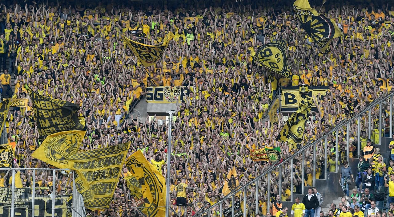 Los aficionados podrán estar cerca de sus equipos en el reinicio de la Bundesliga.