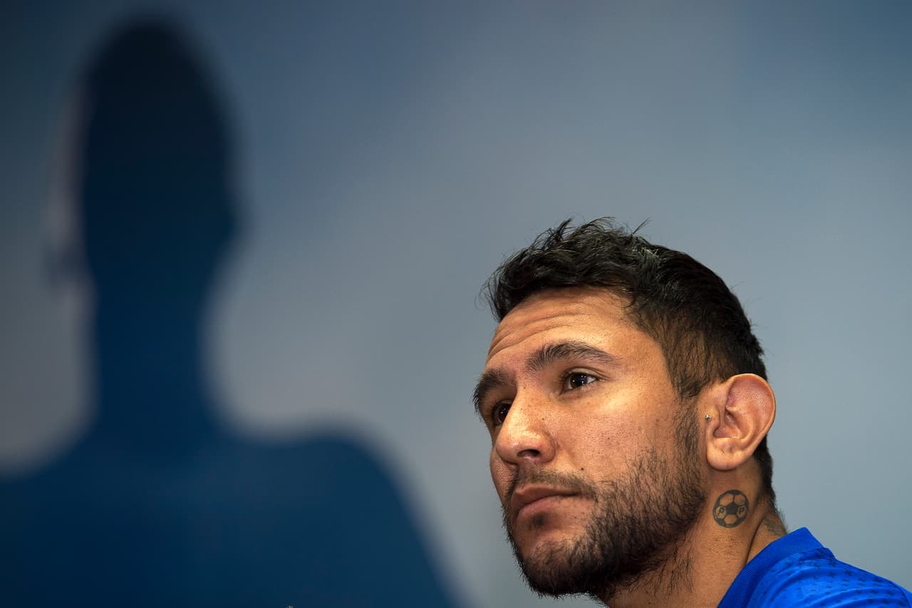 La sombra de la sequía, Montoya tendrá que acabarla con su talento ya que se espera mucho de él en la cancha.