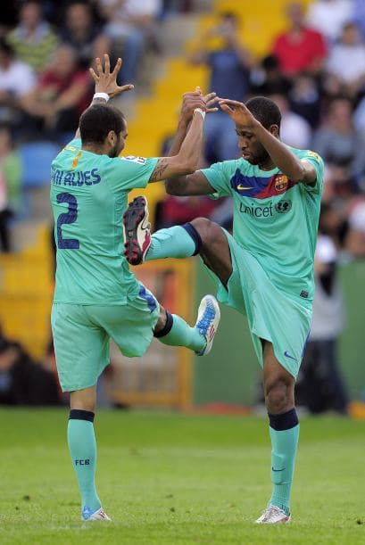 Los jugadores festejaban la consecución del punto que les valió el título.