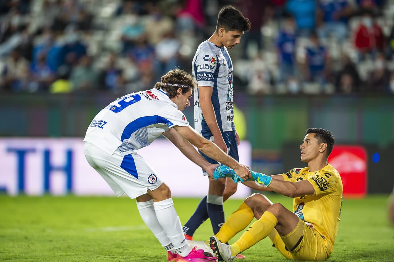 Ustari está lesionado y no jugará con Pachuca