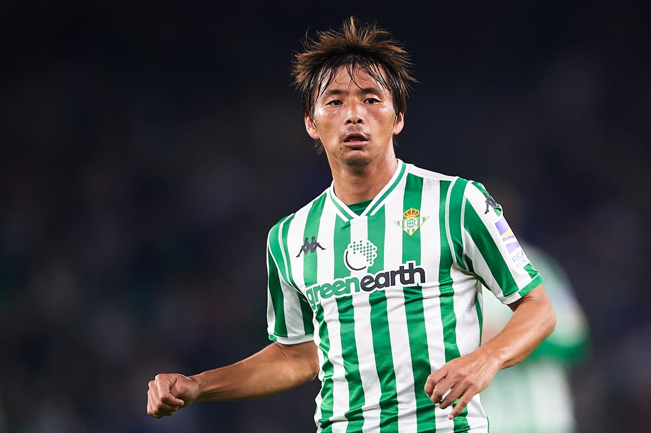 <b>Takashi Inui - </b>El japonés se suma a esta lista de agentes libres, después de que finalizó su vínculo con la S.D. Eibar en el verano pasado para sumarse a las toldas verdiblancas.