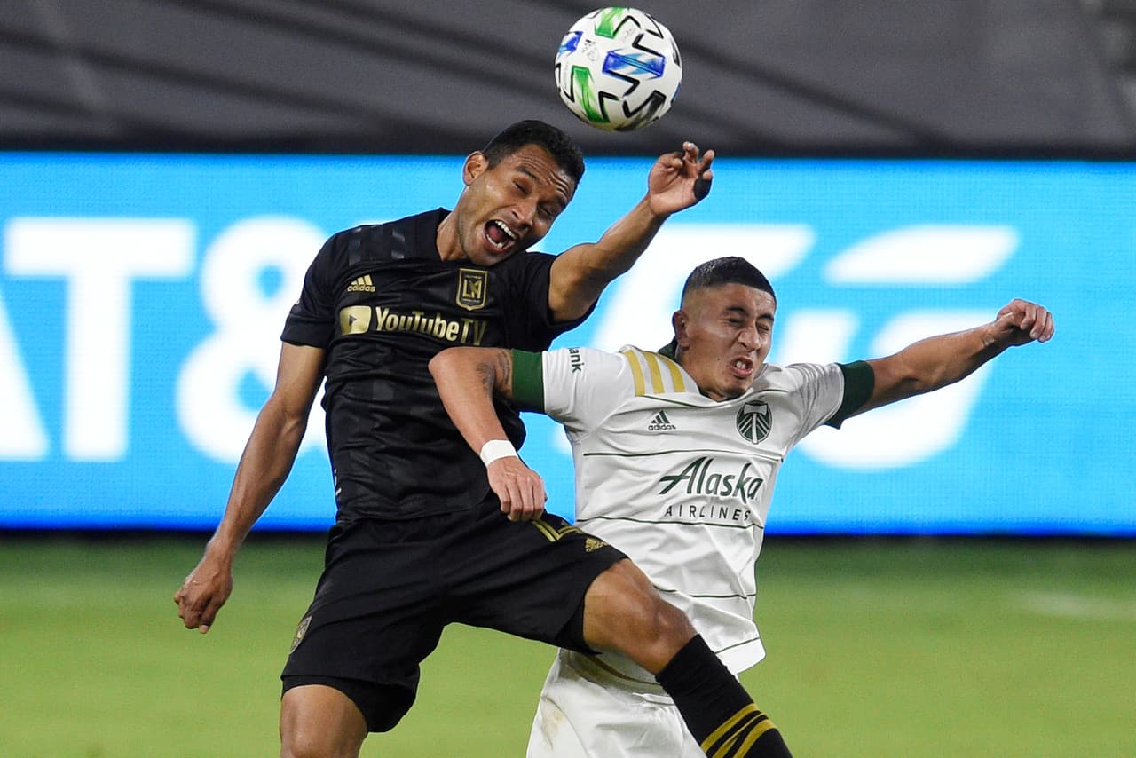 Carlitos Vela regresa al gol y el LAFC empata en casa frente a los Portland Timbers.
