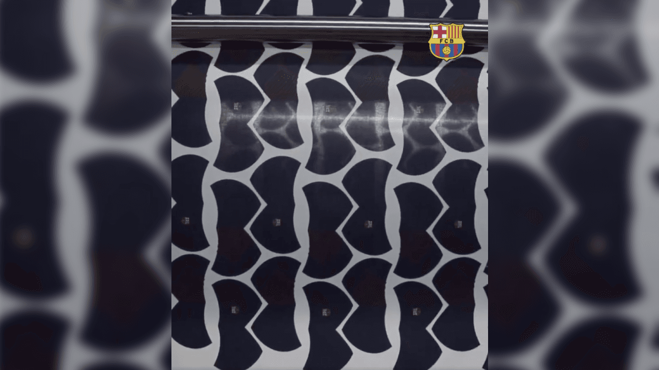 El próximo 8 de junio regresaría el futbol de LaLiga en España y, seguramente, con estos cubrebocas veremos a los futbolistas culés.