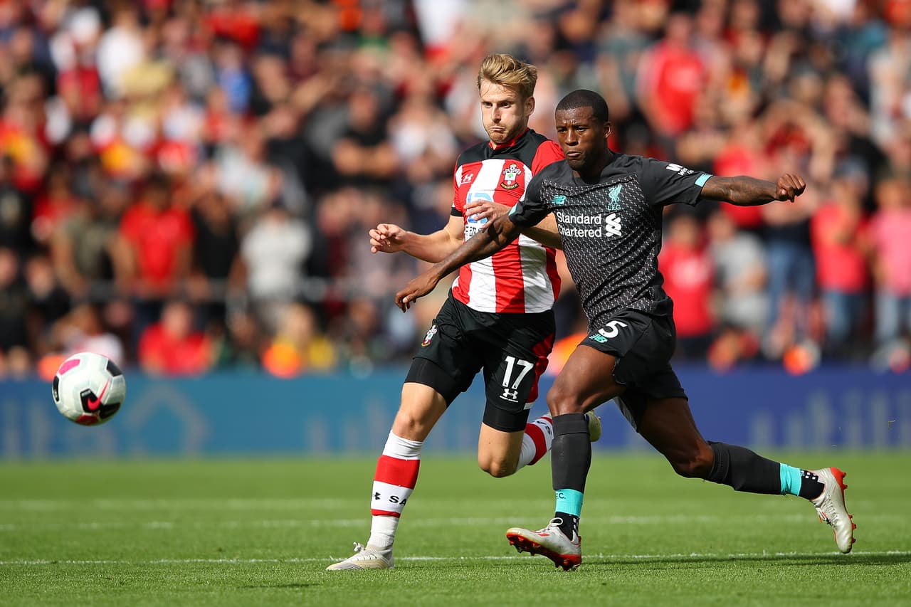 El Liverpool venció 2-1 con goles de Firmino y Mané al Southampton.