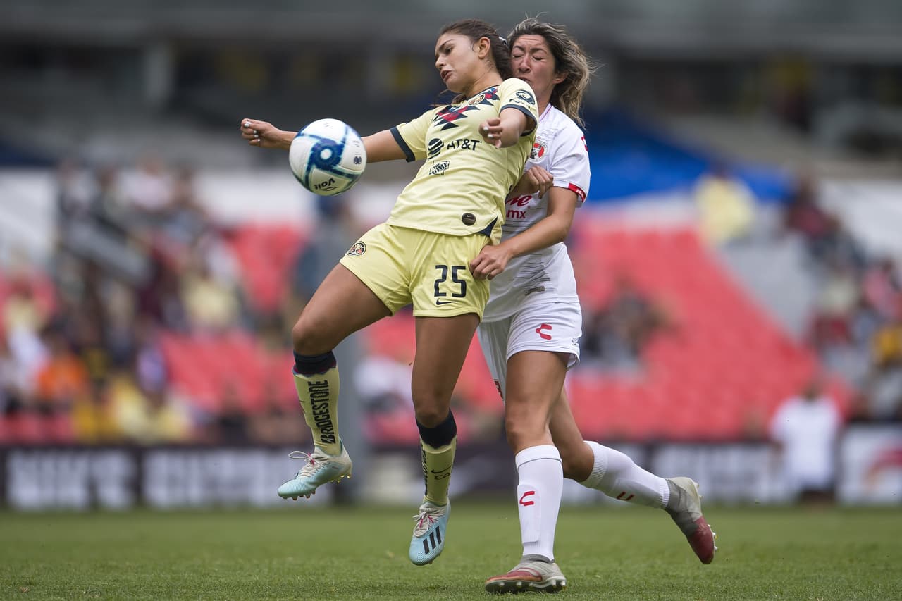 En la segunda parte el equipo azulcrema se presentó constantemente cerca del área rival.