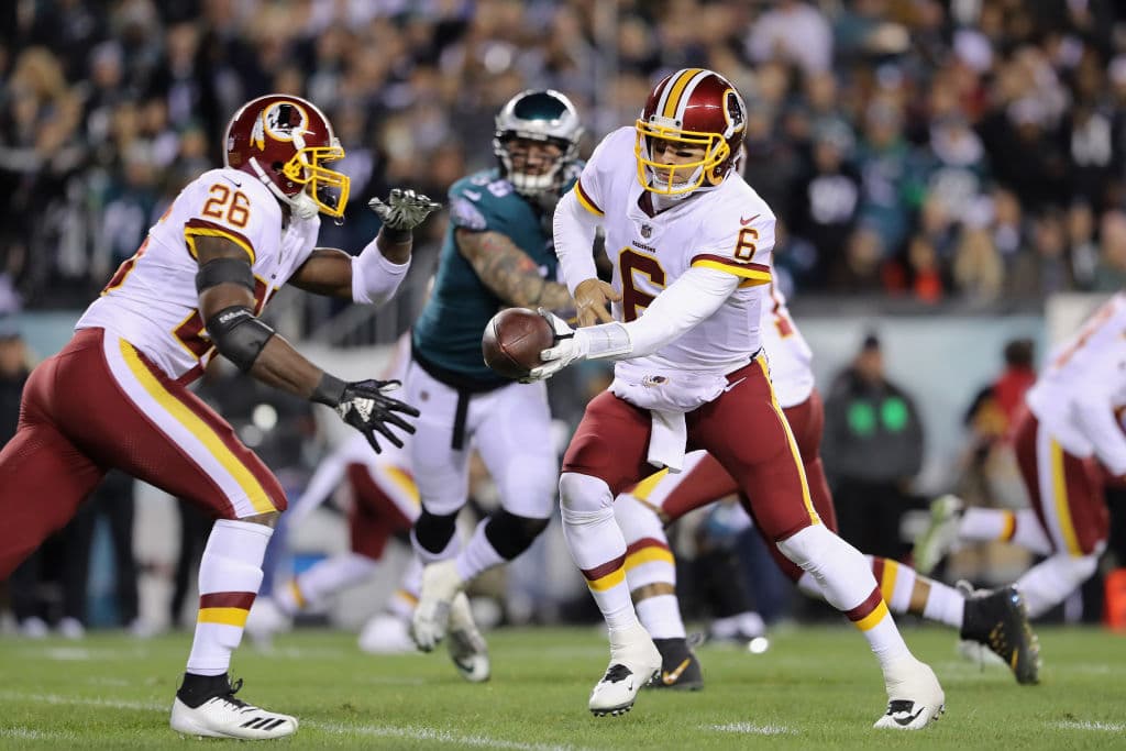 Adrian Peterson tuvo nueve acarreos y consiguió 98 yardas con una anotación por los Redskins.