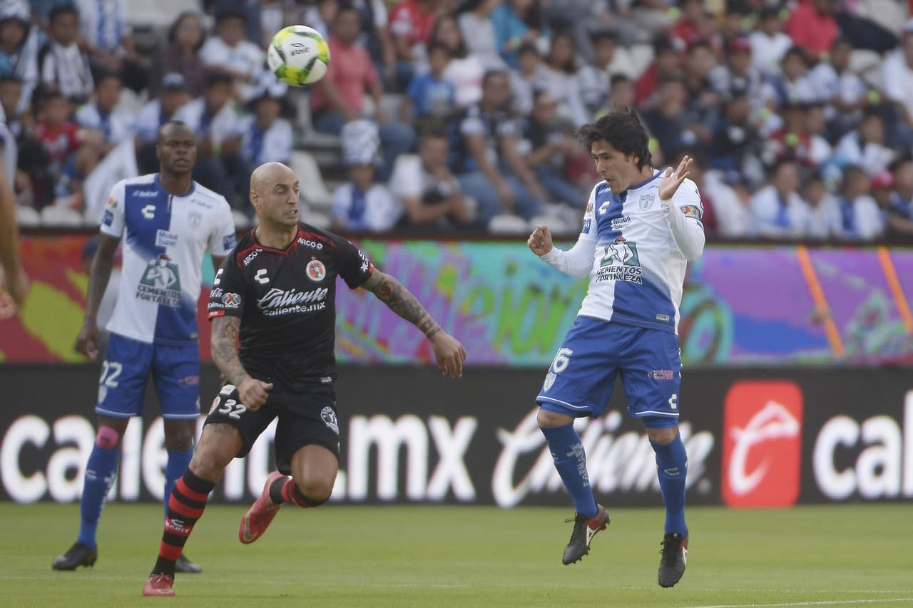 Xolos fue incapaz de generar peligro en la primera mitad debido a la presión constante y buen marcación de los defensores hidalguenses.