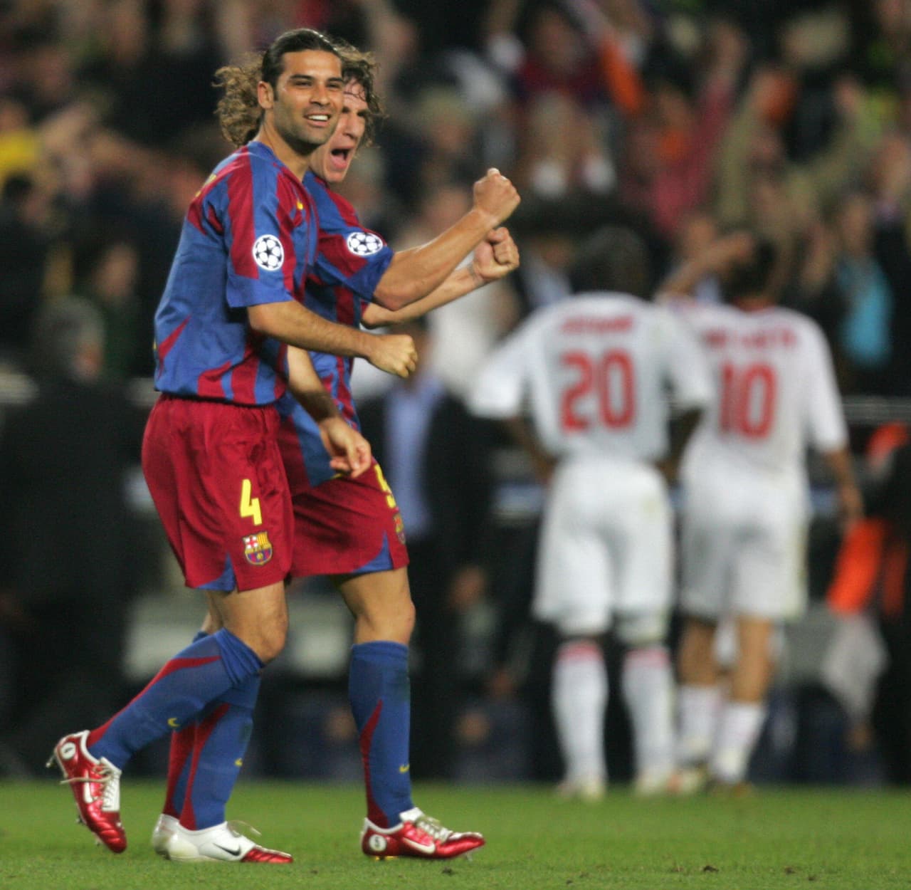 Rafael Márquez - El paso del Káizer al Barcelona lo convirtió en uno de los mejores defensores del mundo en su momento. En el equipo catalán consiguió 12 títulos, siendo parte de una generación dorada que ganó dos Champions League y cuatro Ligas.