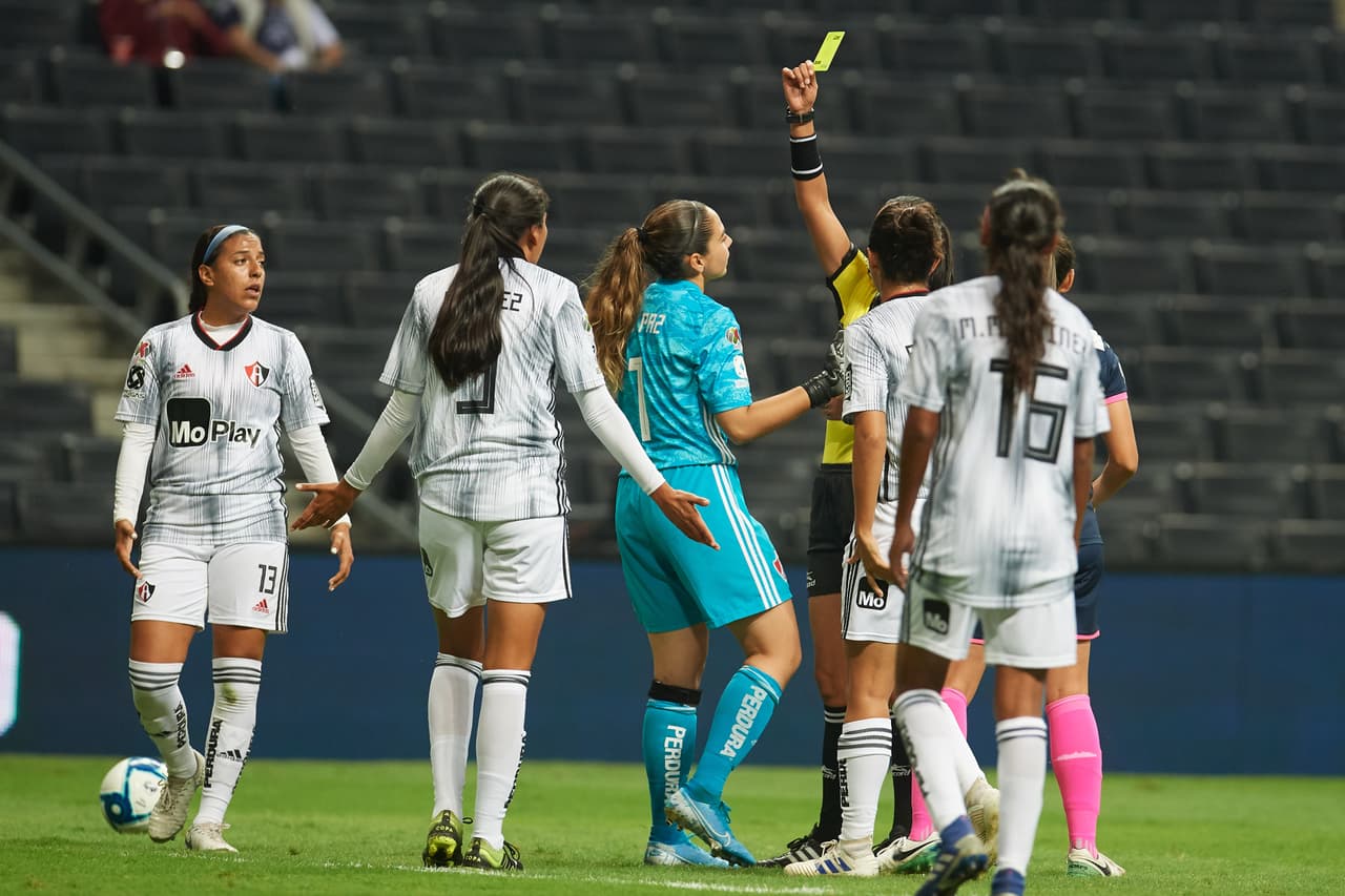 Monterrey 1-0 Atlas. Diana Laura Evangelista le da el triunfo a las Rayadas para seguir en la lucha por el campeonato.