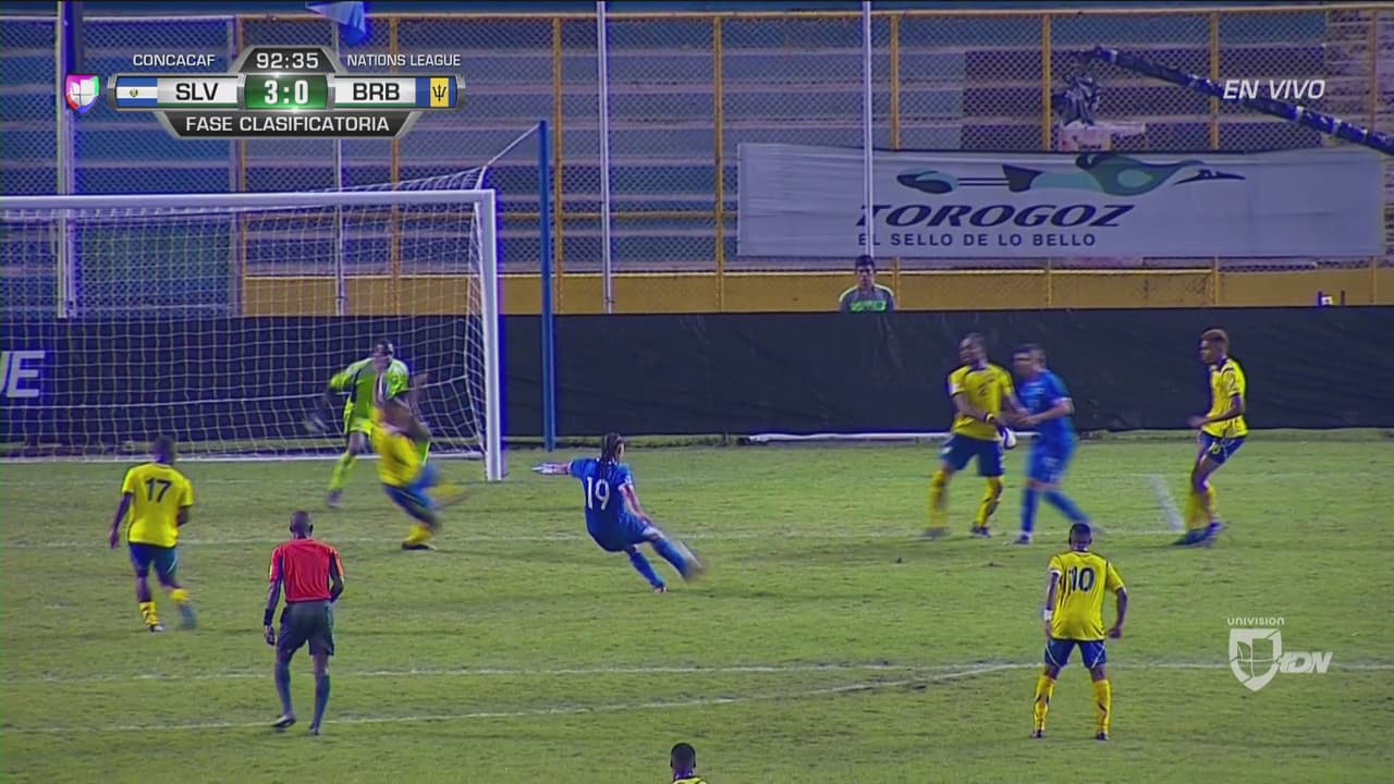 ¡Cayó el tercero para El Salvador! Mayen liquida el encuentro