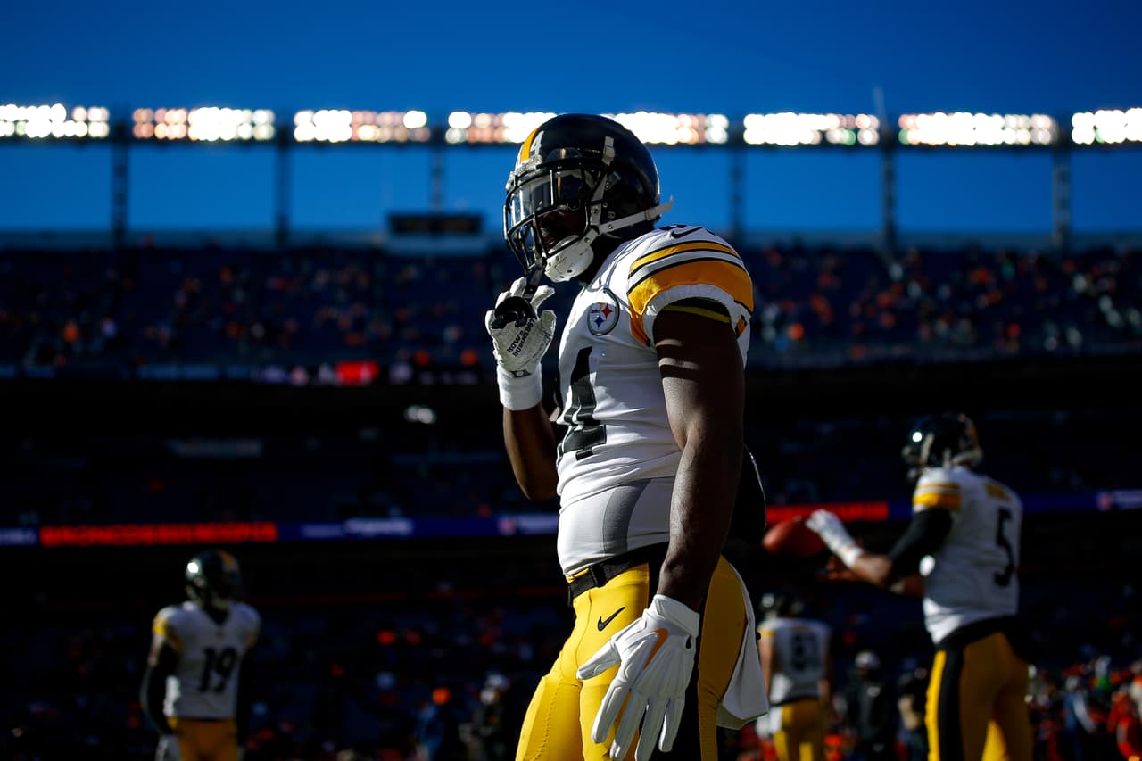 Solamente tres equipos han preguntado por Antonio Brown