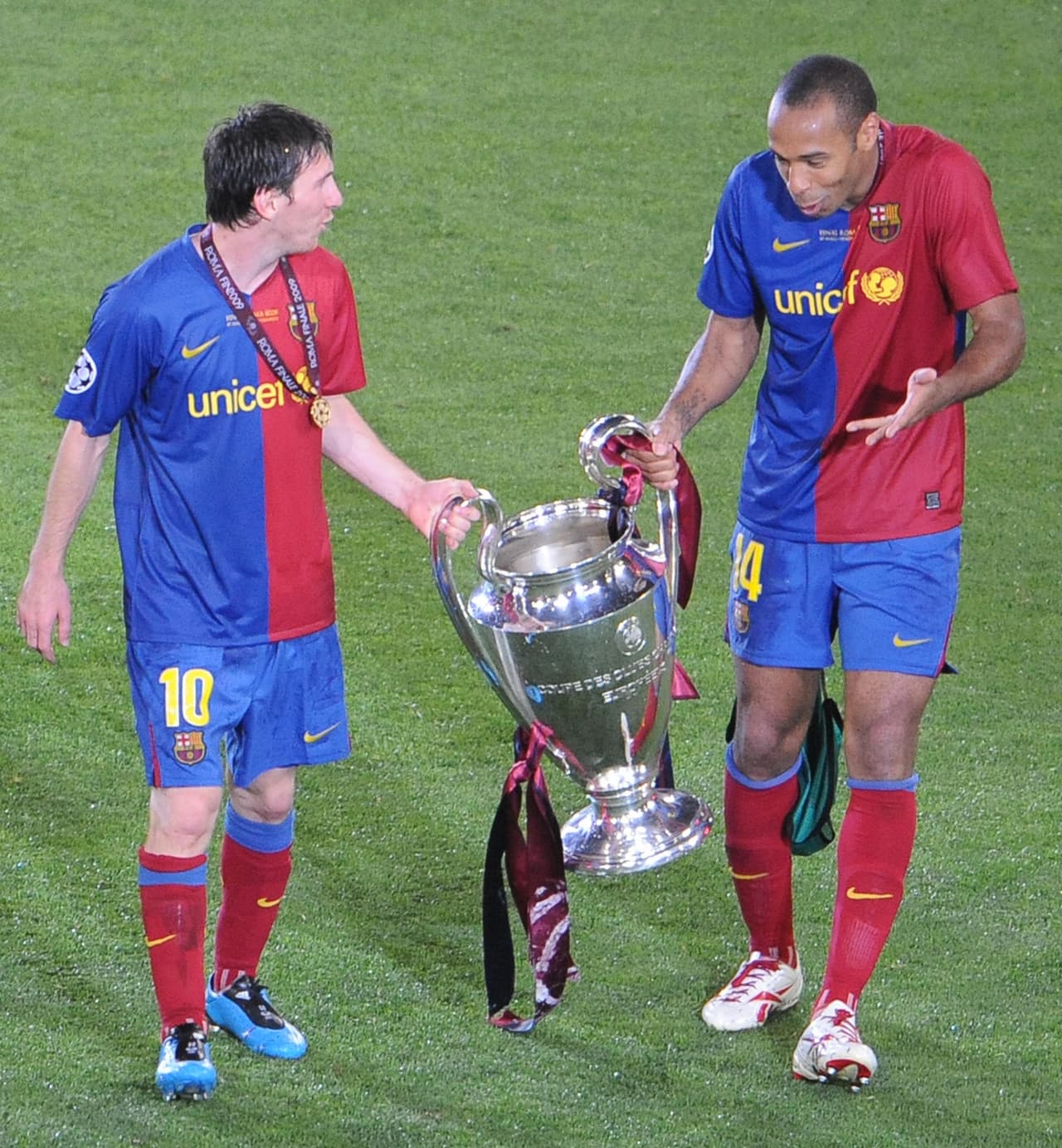 THIERRY HENRY | En 2008-09, Tití fue parte de un Barcelona mágico que ganó cuanto torneo disputó, incluyendo la Champions League. Es una de las leyendas de los New York Red Bulls, con quienes estuvo cuatro temporadas, siendo el segundo club con el que más goles anotó.