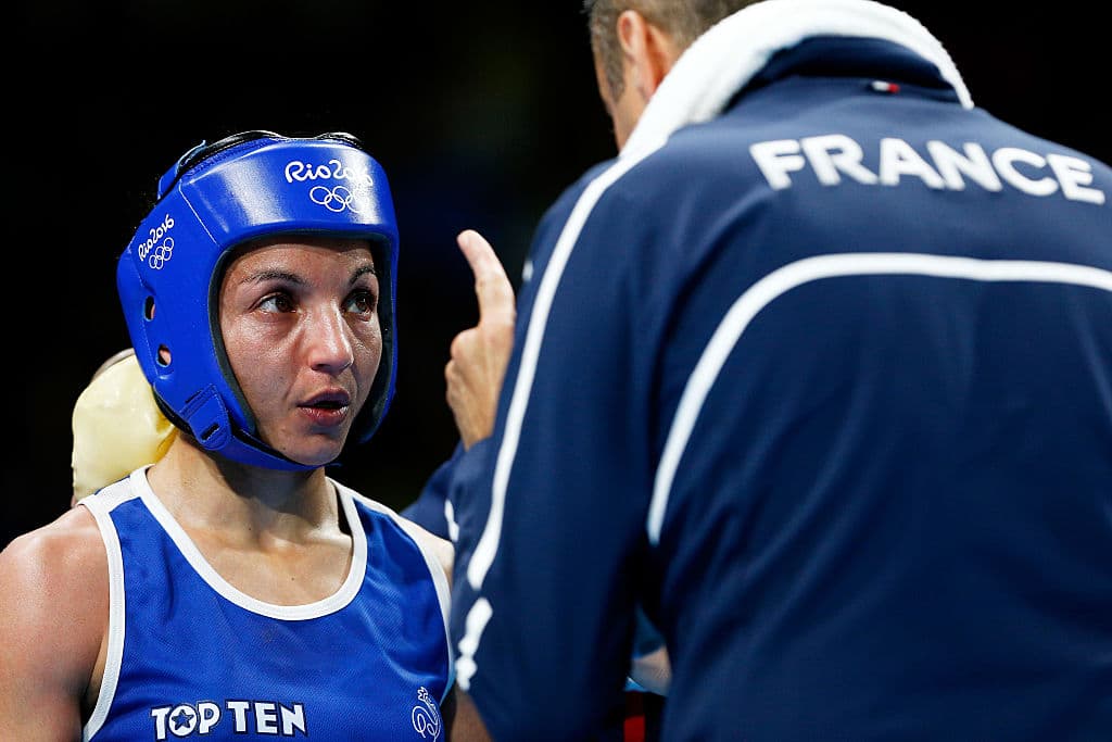 Las relaciones y ayudas económicas del COI a la AIBA están suspendidas y en próximos meses se espera resolución de este espinoso tema.