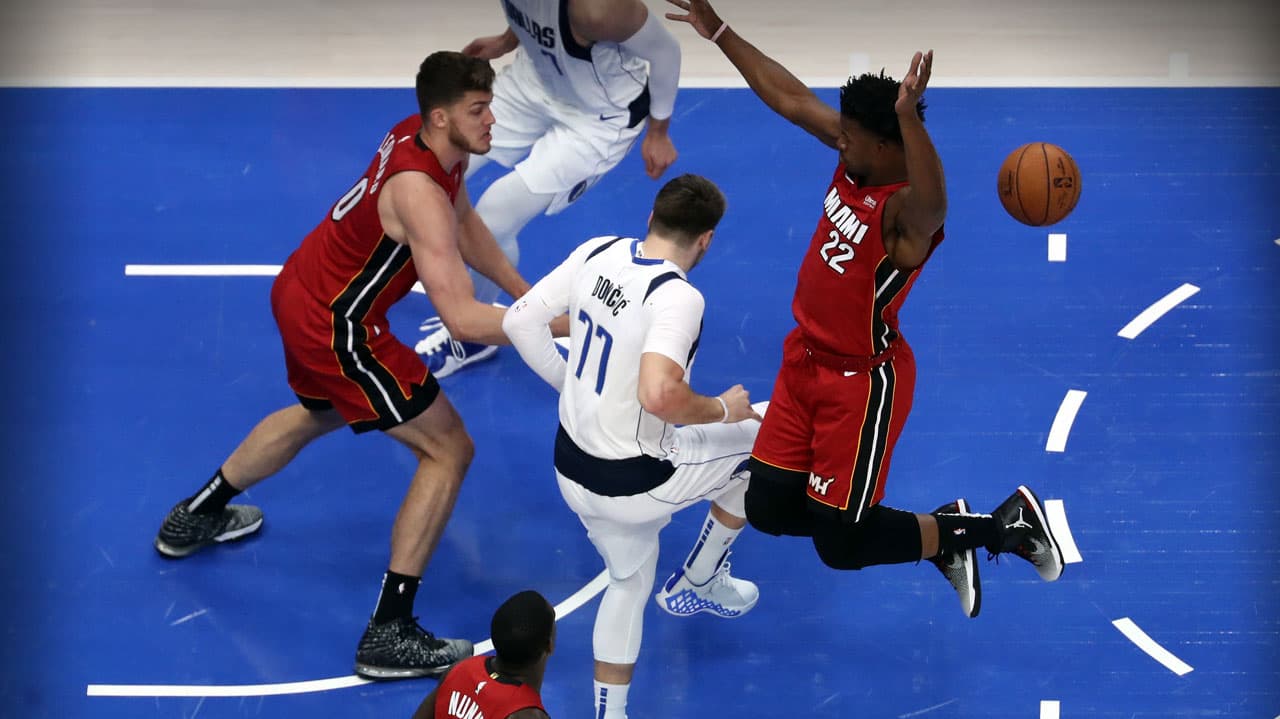 Luka Doncic puede perderse dos semanas de acción
