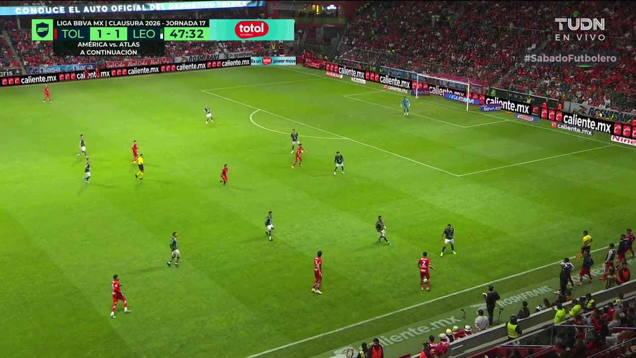 ¡TIRO ATAJADO! disparo por Jorge Díaz.