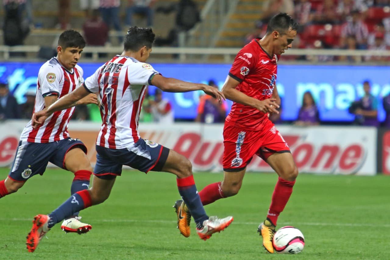 Desde ese momento el juego terminó por abrirse y las llegadas en ambos arcos fueron la constante.