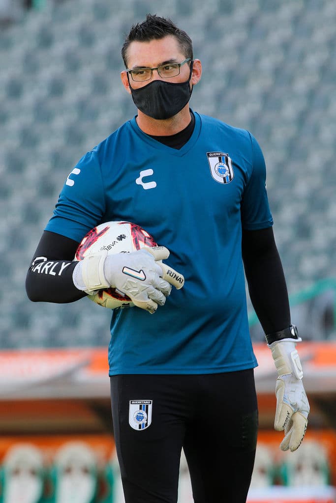 Gallos debuta a portero de 29 años de edad