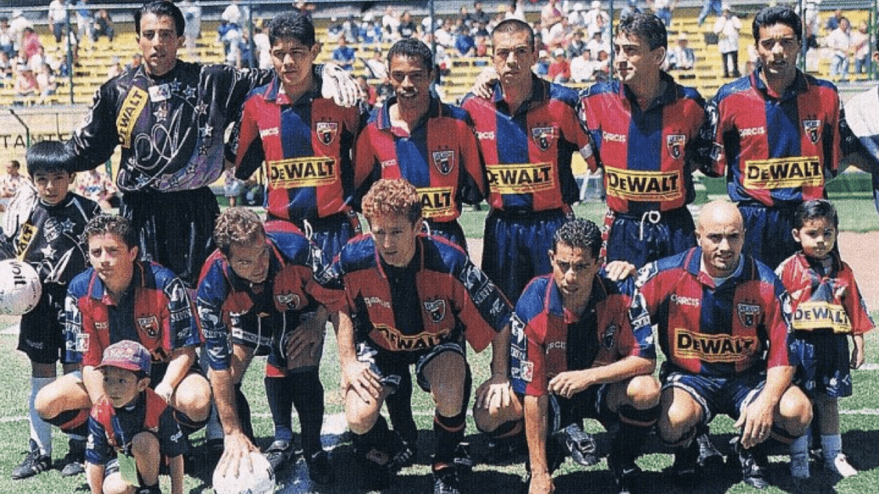 <b>Temporada 1996-1997 </b>
<br>Atlante campeón con 66 puntos
