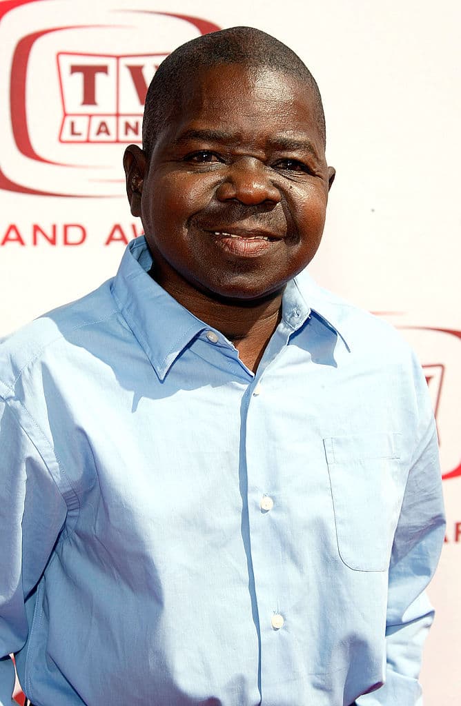 De sus $18 millones de dólares, sólo quedaron $ 220,000; sufrió de depresión y trató de quitarse la vida varias veces.