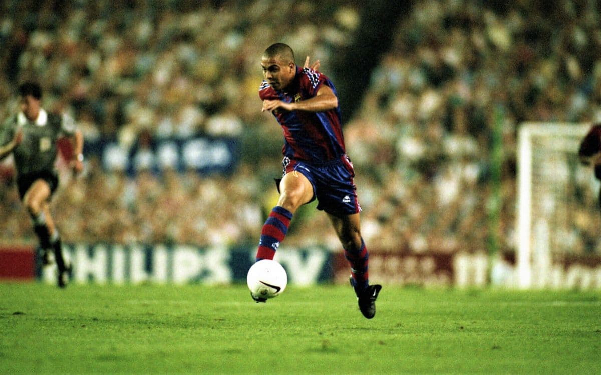 Logró con los blaugranas Recopa de Europa, Copa del Rey y Supercopa de España.