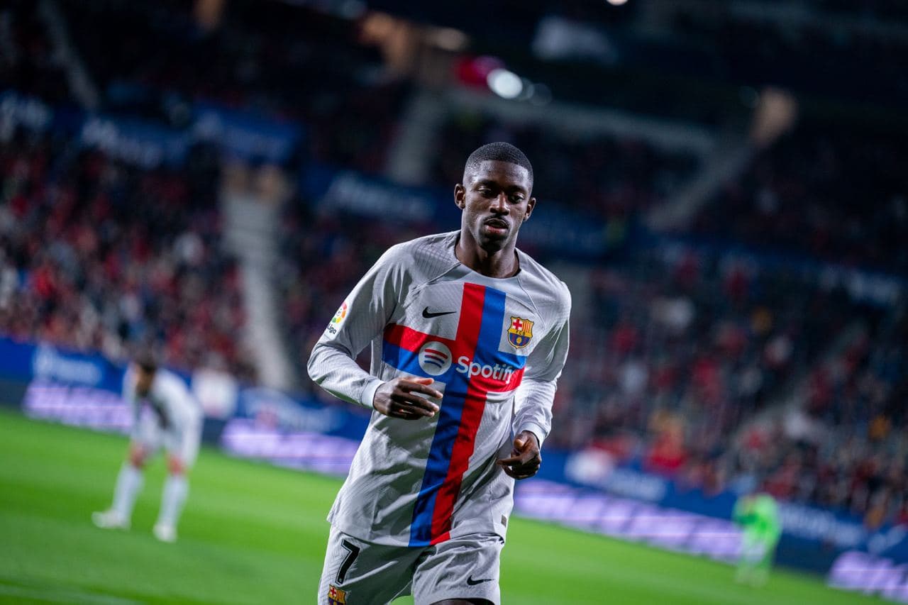 El Barcelona venció 1-2 al Osasuna en El Sadar durante la Jornada 14 de LaLiga de España en un partido que tuvo las expulsiónes de Lewandowski y de Piqué y los goles de Pedri y Rapinha; por los locales marcó David García