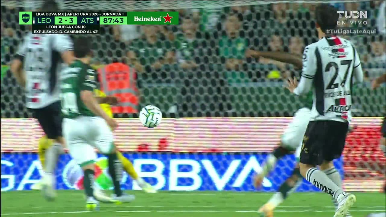 ¡TIRO ATAJADO! disparo por Edgar Guerra.