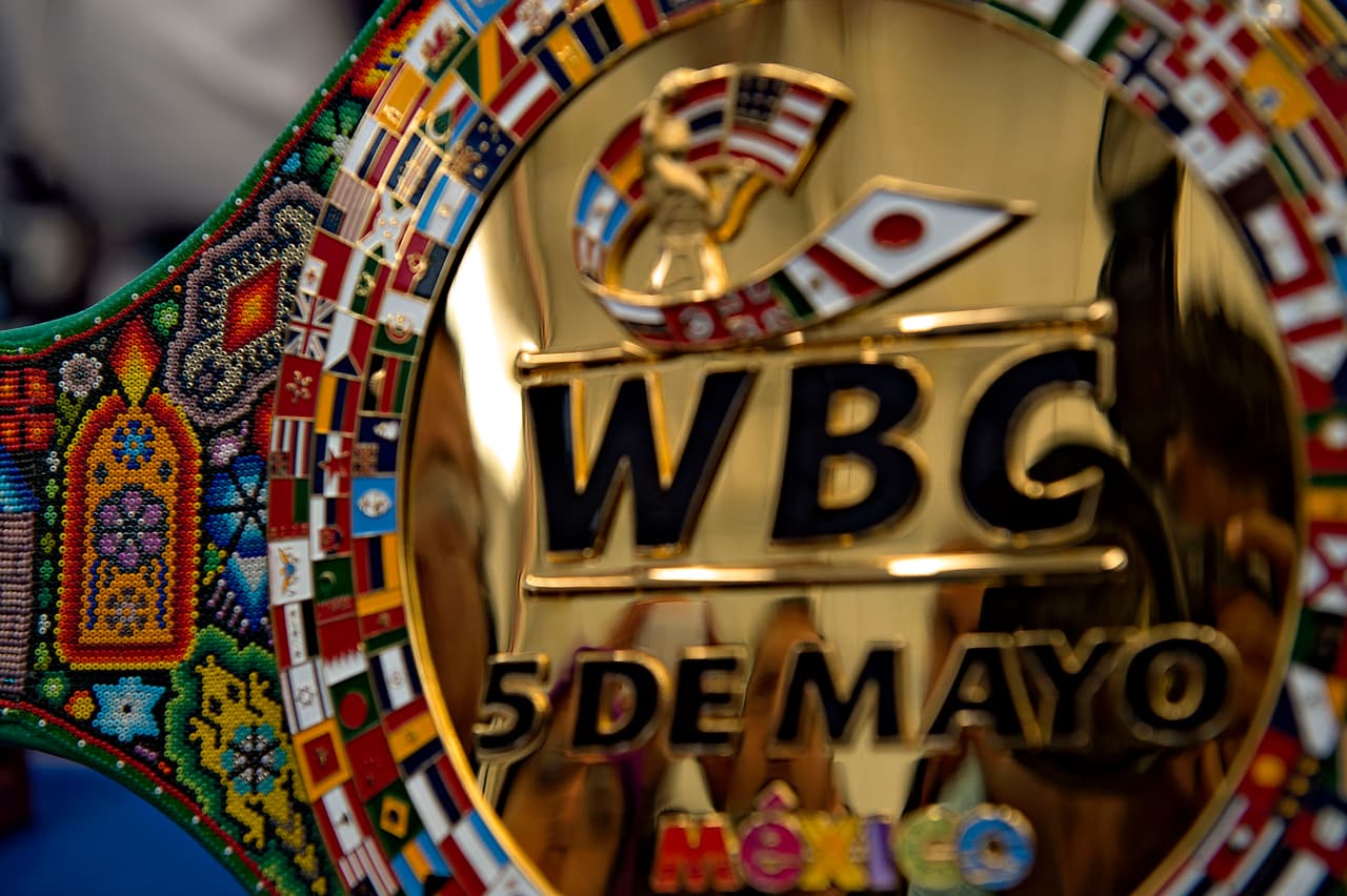 El cinto es un premio especial a los boxeadores que ganen las peleas que se celebrarán el 5 de mayo y el 16 de septiembre, dos fechas importantes en la historia de México, y en las que regularmente se programan combates en Las Vegas.
<br>