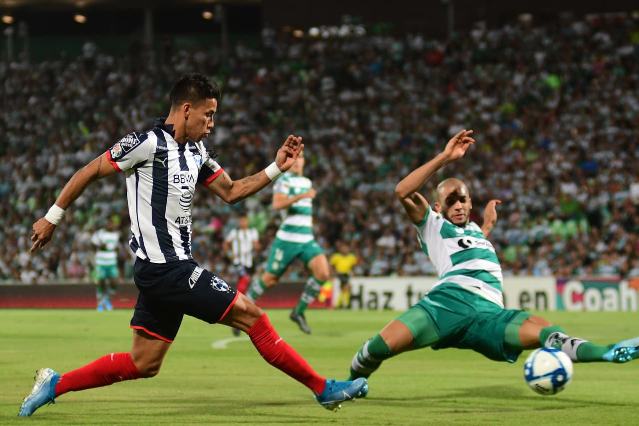 El refuerzo bomba Maximiliano Meza aún no muestra su talento y el brasileño Doria lo mantuvo a raya.