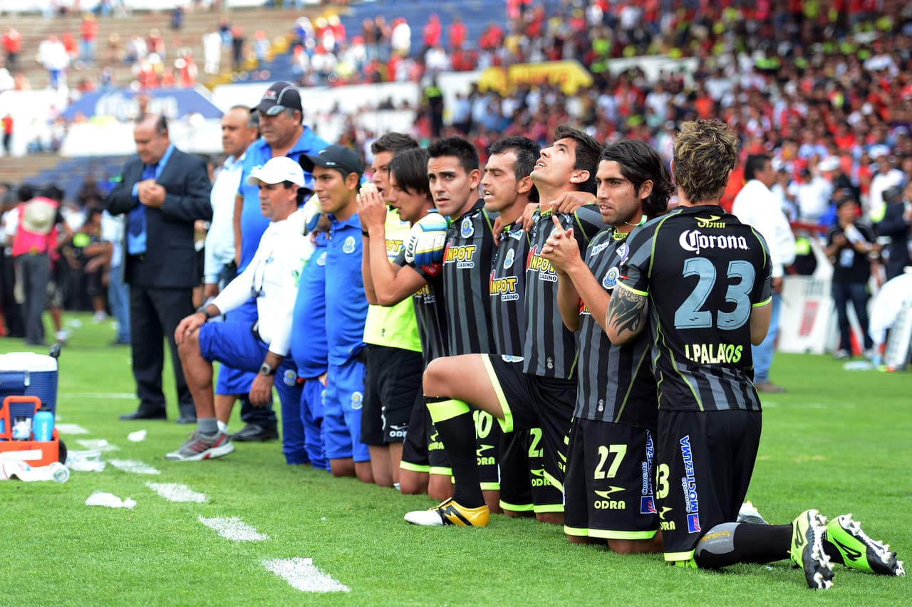 Mientras tanto, el 'Cabezón' tuvo que volver a luchar desde abajo, en el Ascenso MX con los Reboceros de La Piedad.