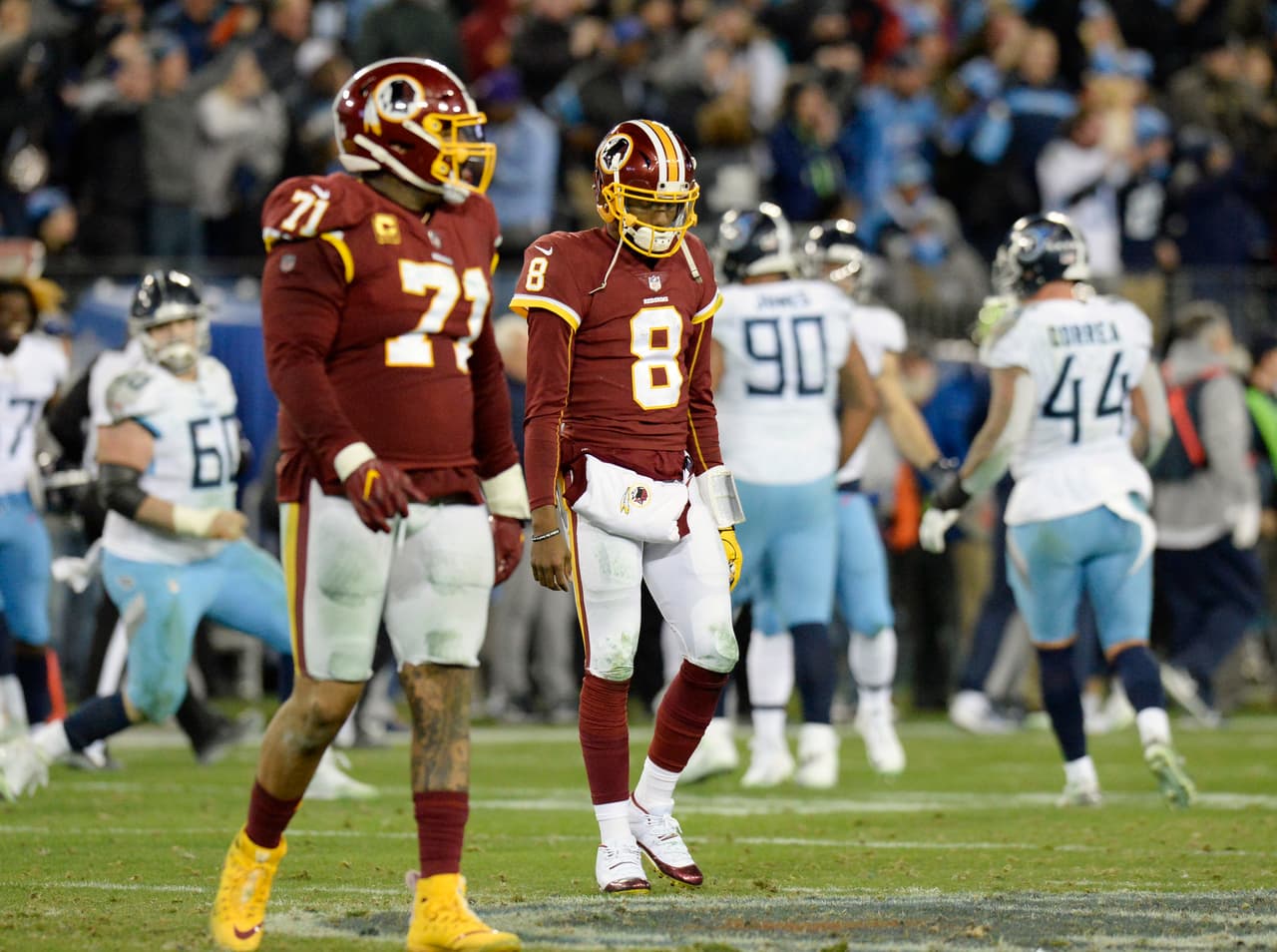 Mientras Tennessee sigue vivo en la lucha por llegar a los Playoffs de la AFC, eliminan con su triunfo a los Browns y a los Redskins en la otra Conferencia.