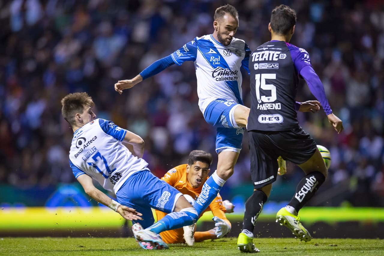 Rayados concretó la voltereta ante Puebla en la Jornada 4 con golazos de Alfonso González y Rodrigo Aguirre. Federico Mancuello abrió el marcador para La Franja, que no supo cuidar la ligera ventaja. El VAR anuló de forma polémica dos goles de Rogelio Funes Mori.