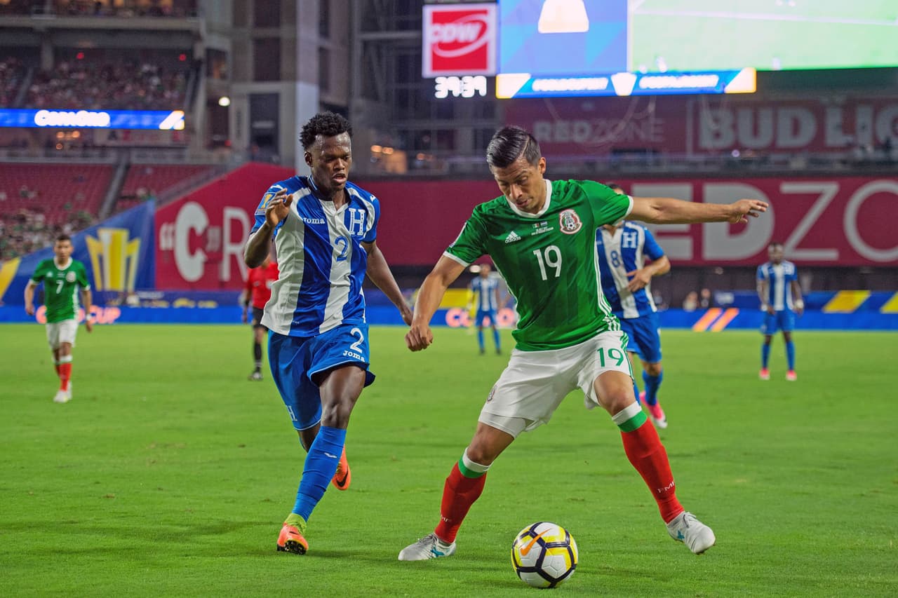 19) ÁNGEL SEPÚLVEDA – Habilitado como centro delantero se perdió, mostró sus carencias pero aportó en lucha y fuerza, terminó por diluirse. Se fue con un 4.