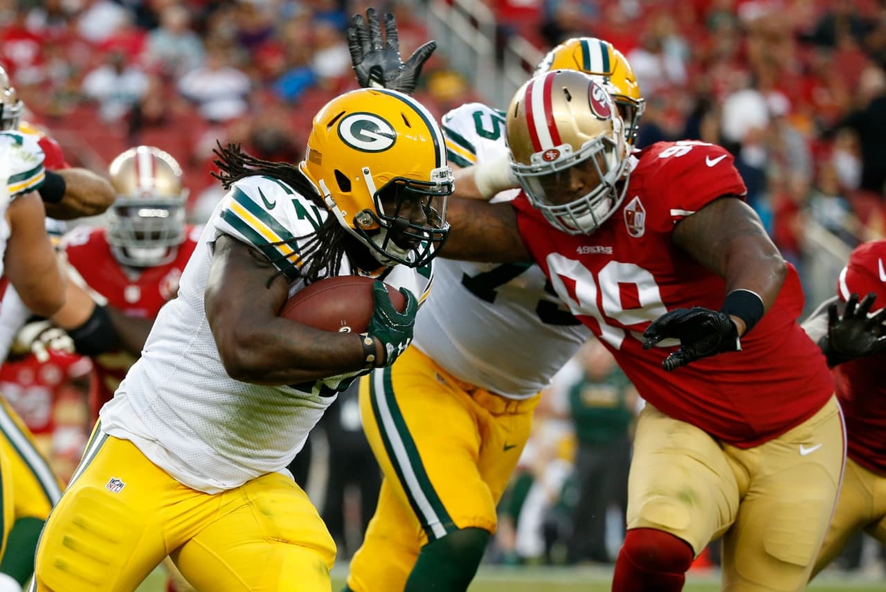 Eddie Lacy está pensando cortarse el cabello después de que lo tacklearan de las rastas