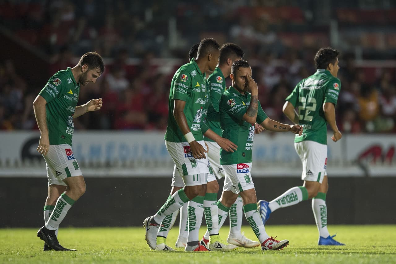 Los esmeraldas han marcado una tendencia sobre los escualos.