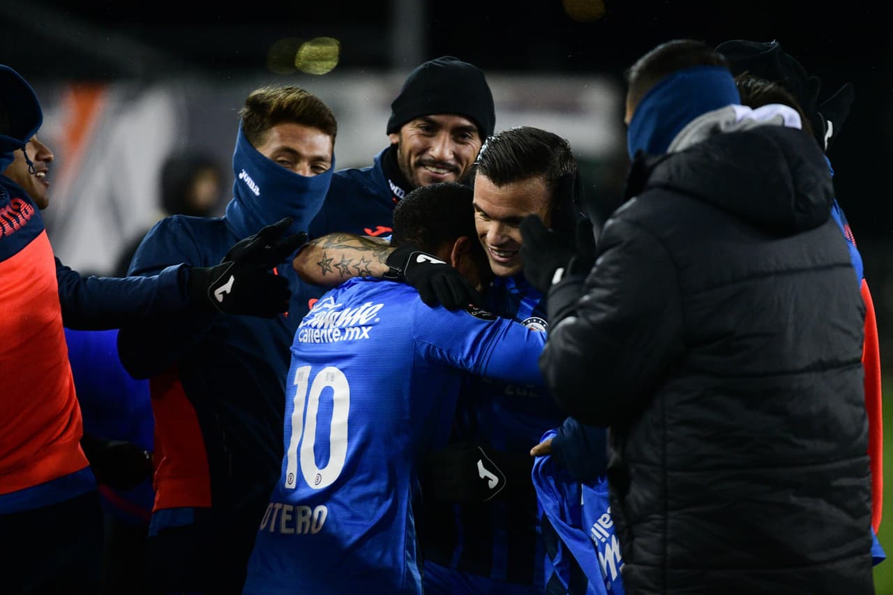 Ángel Romero se baja de Cruz Azul para el partido ante Toluca