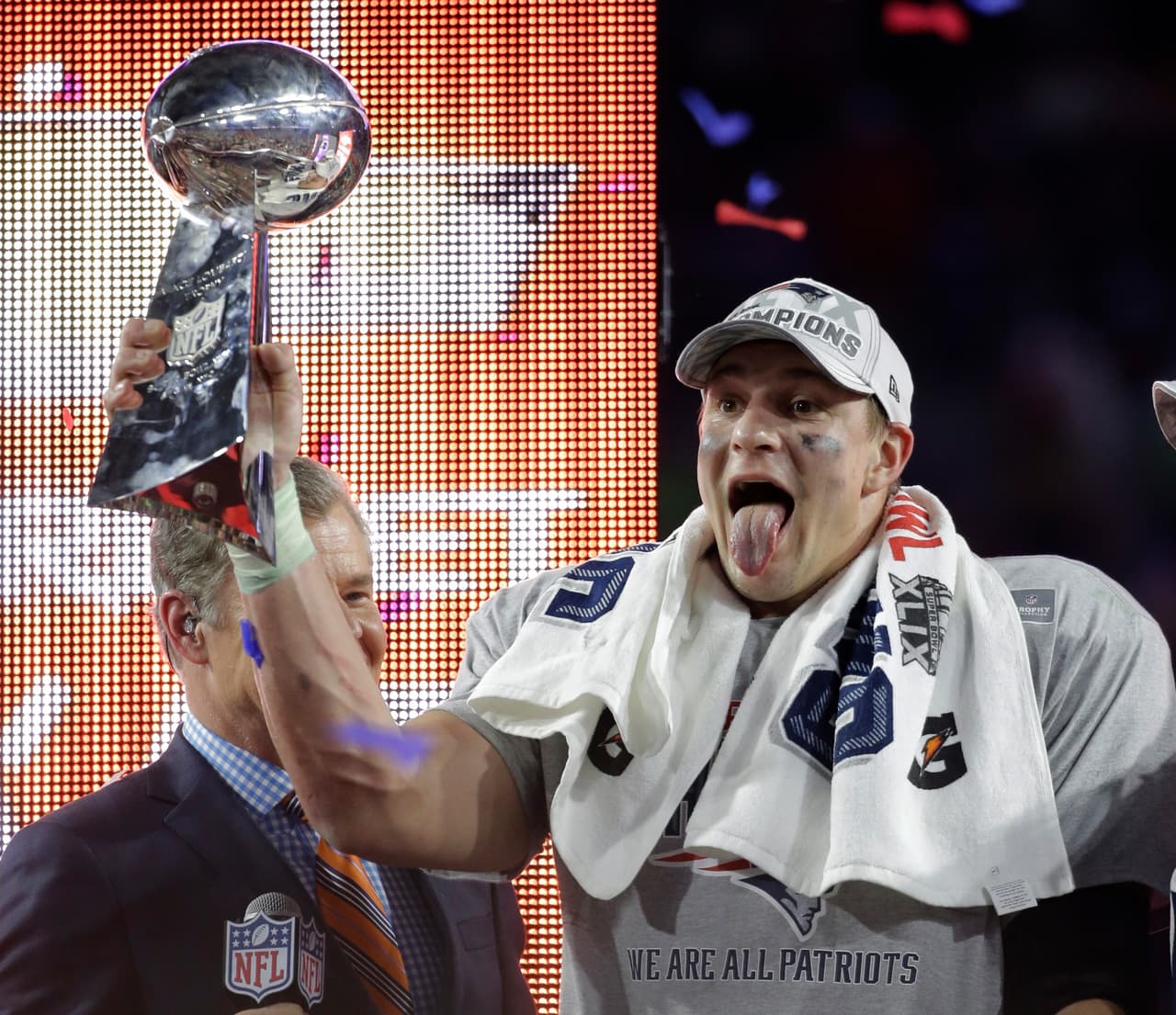 Sin nada que demostrar y con una carrera llena de triunfos y récords, Rob Gronkowski le dijo adiós a la NFL y espera su llamado futuro al Salón de la Fama.