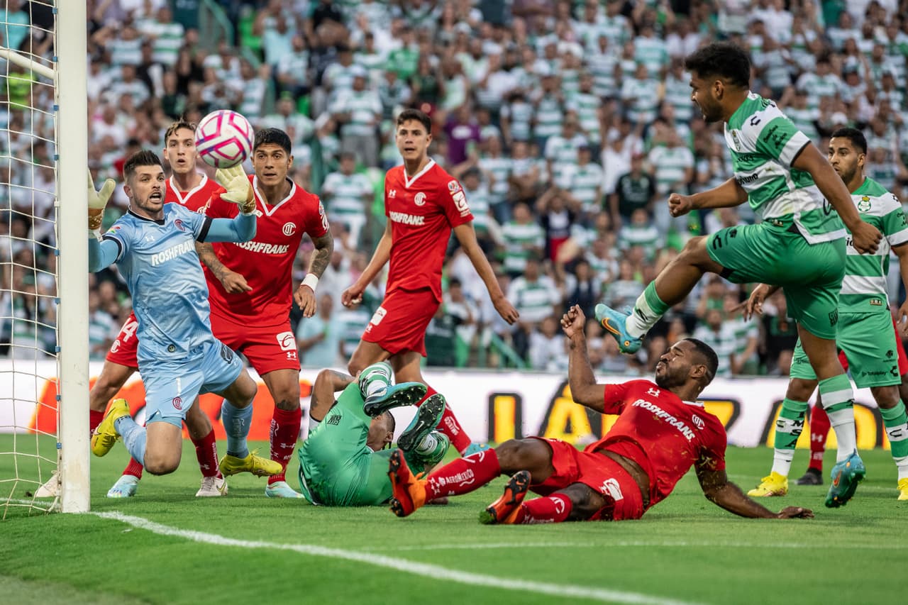 Los laguneros acecharon el arco mexiquense desde los primeros minutos pero no tuvieron tino.