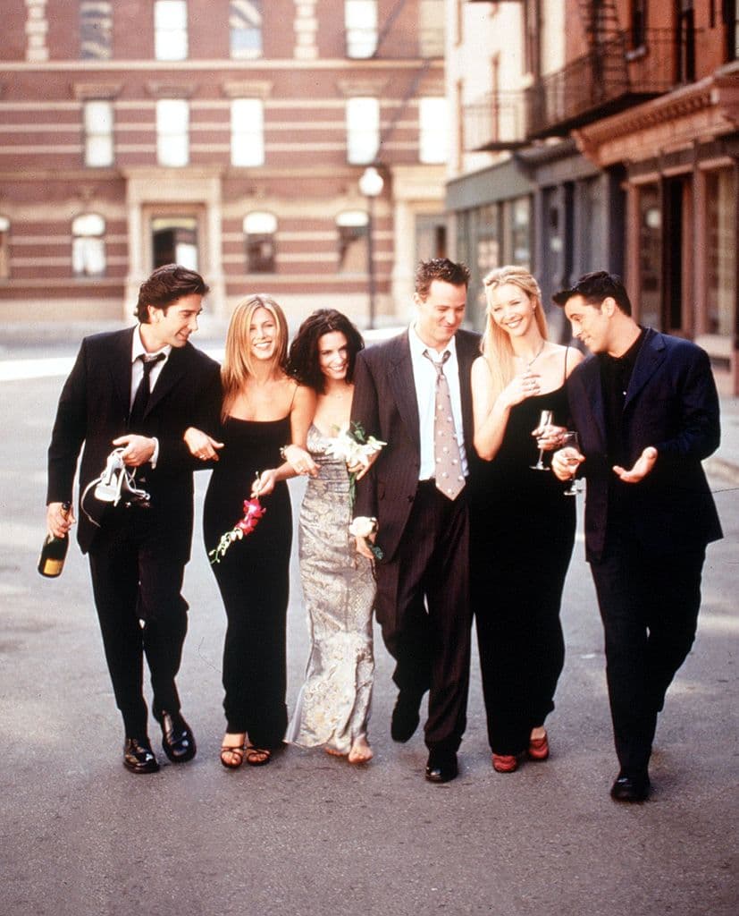 La esperada reunión de los actores de ‘Friends’ (1994) que estaba programada para el año pasado, se retrasó debido a la pandemia ocasionada por el covid-19.
<br>