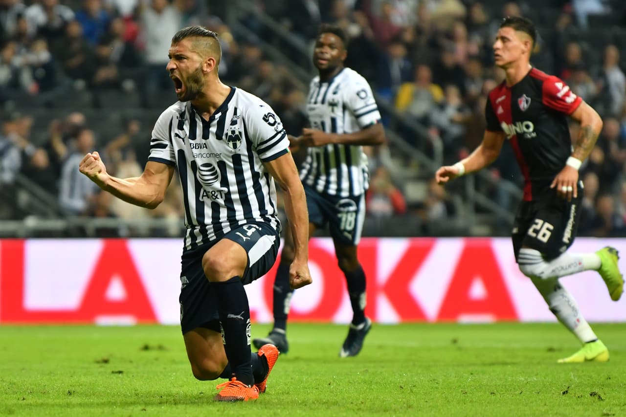 El argentino festejó de manera eufórica su anotación, misma que abrió el camino para la victoria de los locales.