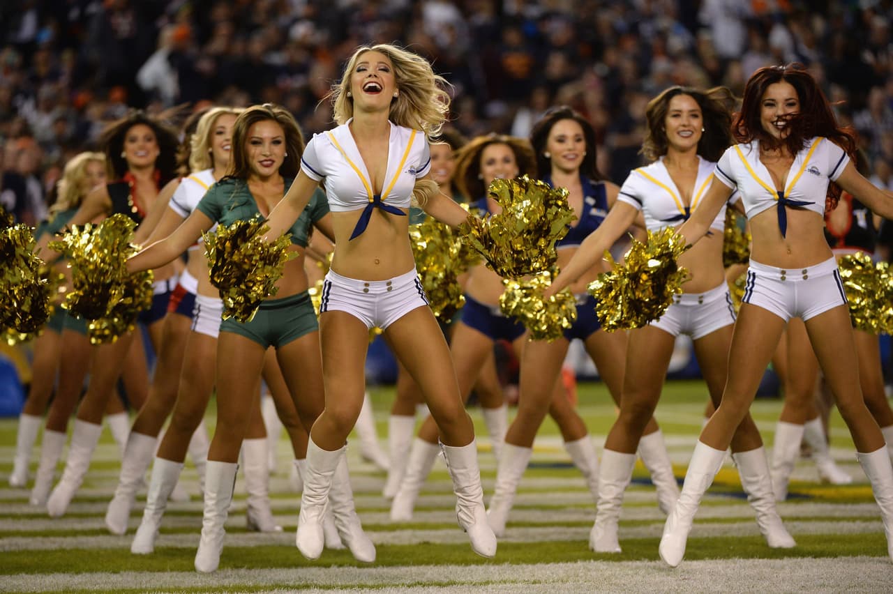 ¡Lo que estabas esperando, las porristas de la jornada 9 de la NFL!