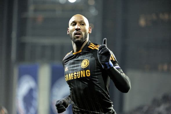 Doblete para el 'Puma' en favor de los 'Blues'.