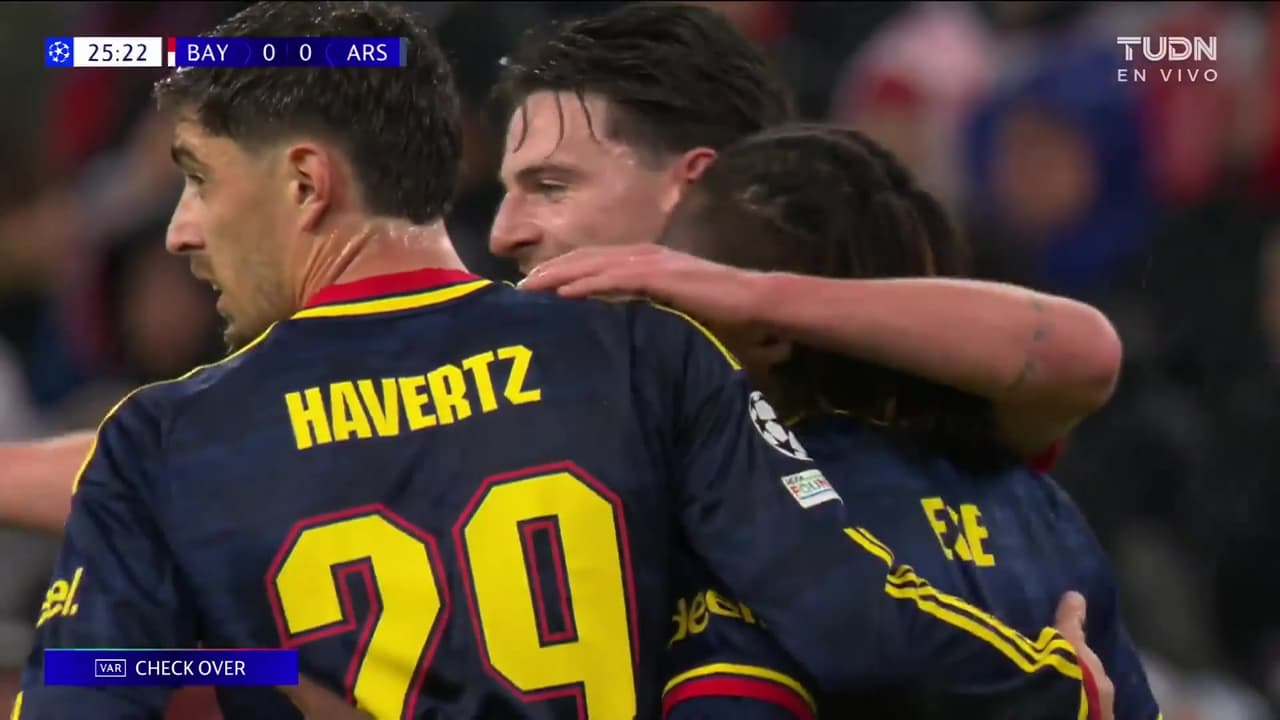 ¡Golazo del Arsenal! Eze dispara cruzado para vencer a Neuer