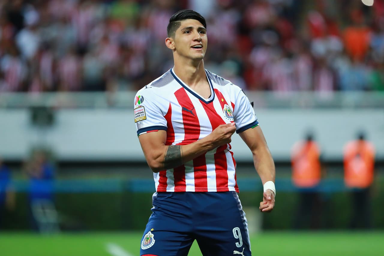 ZAPOPAN, MEXICO - APRIL 25: Alan Pulido of Chivas celebrates after scoring a penalty shot during the second leg match of the final between Chivas and Toronto FC as part of CONCACAF Champions League 2018 at Akron Stadium on April 25, 2018 in Zapopan, Mexico. (Photo by Hector Vivas/Getty Images)