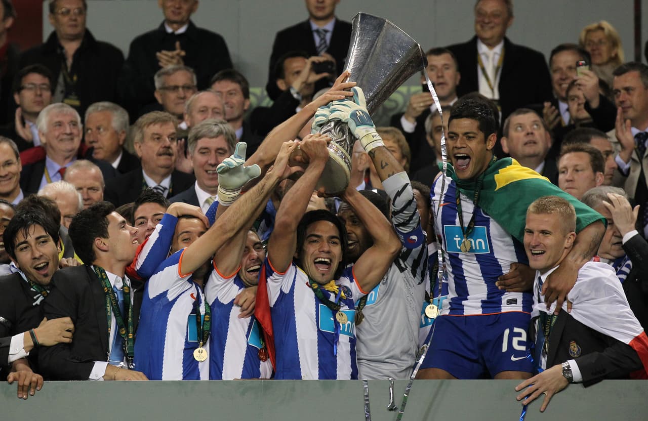 Falcao llegó al Porto de Portugal, con el que fue goleador y figura en el título de Europa League, lo que lo proyectó para llegar al Atlético de Madrid y luego al Mónaco.