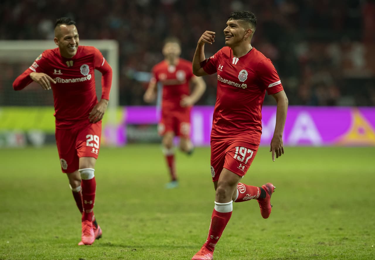 Castañeda cierra la cuenta para el Toluca, 5-1 al Pachuca, vaya voltereta diabólica en un segundo tiempo de ensueño.