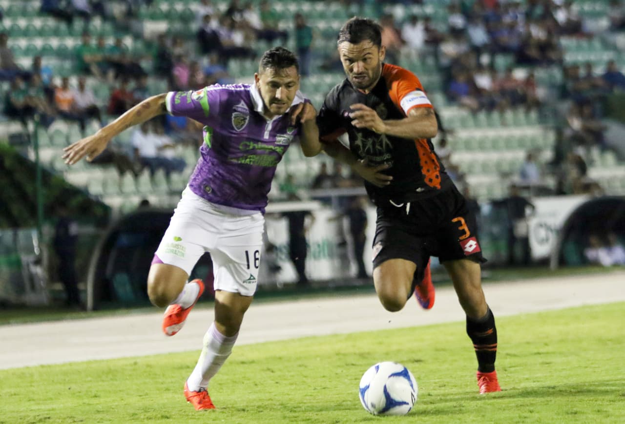 El zaguero Christian Sánchez también fue parte de ese equipo proveniente del Atlas. Su último club ha sido Loros de Colima.