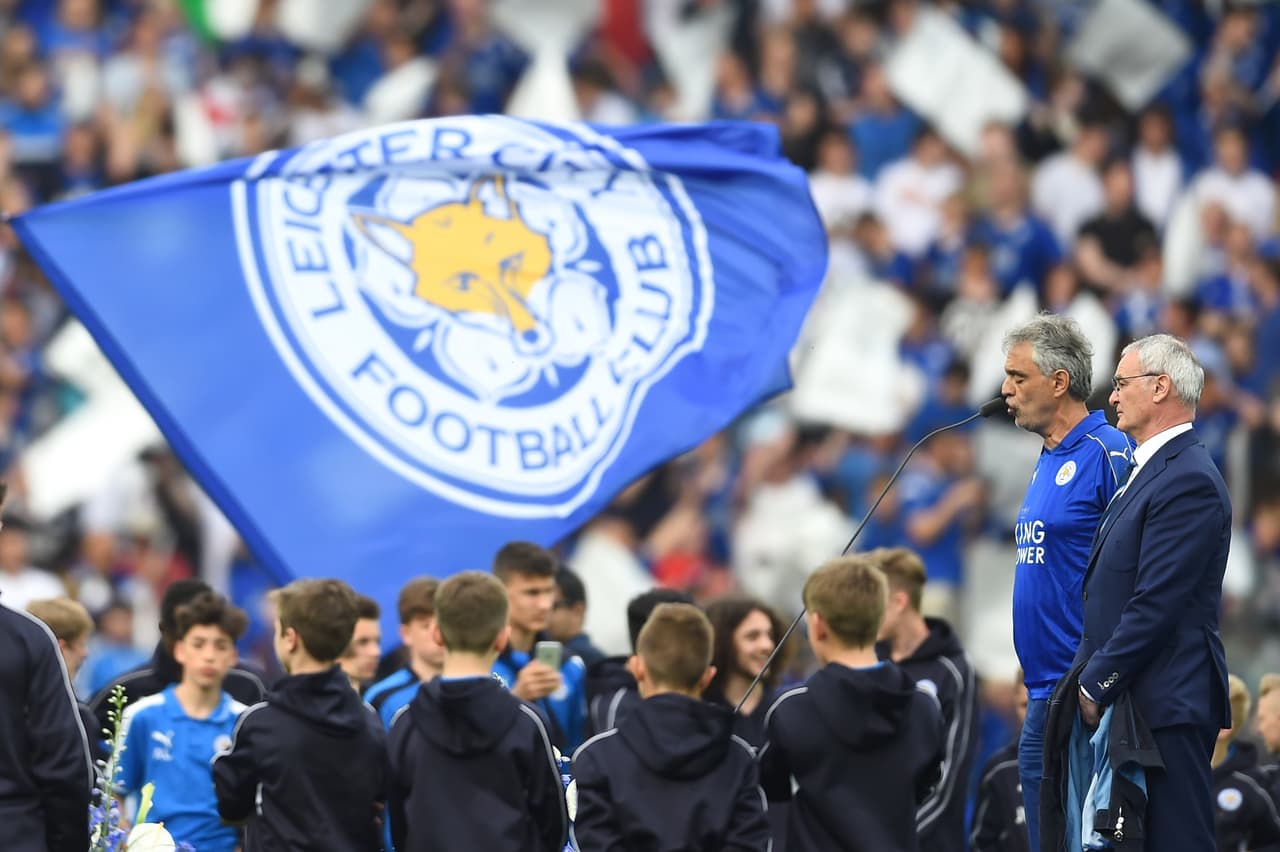 El Leicester vivió un día de fiesta celebrando su campeonato de la Premier.