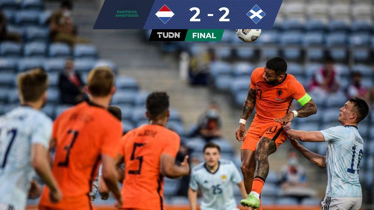 Memphis Depay salva a Países Bajos frente a Escocia en amistoso