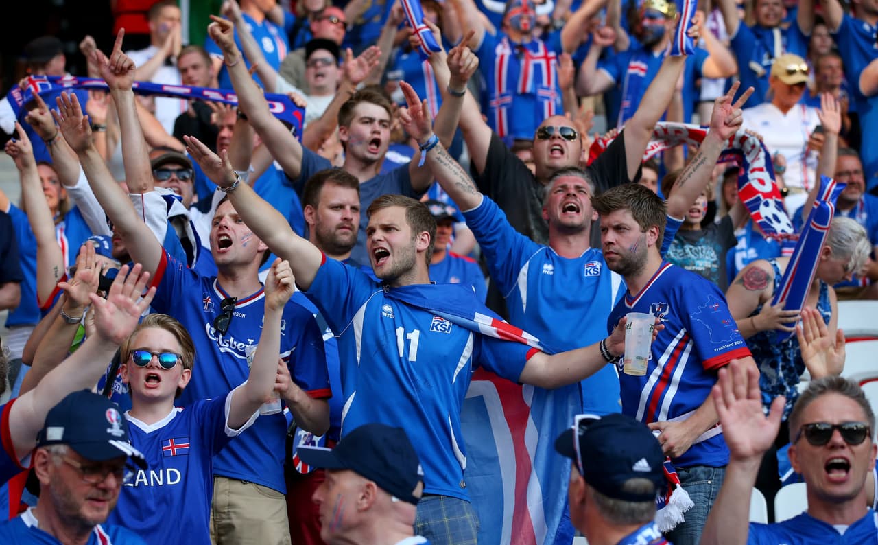 En la última fase de octavos de final, los fanáticos demostraron la pasión a sus colores entre cánticos, porras, gritos, desesperación y euforia.